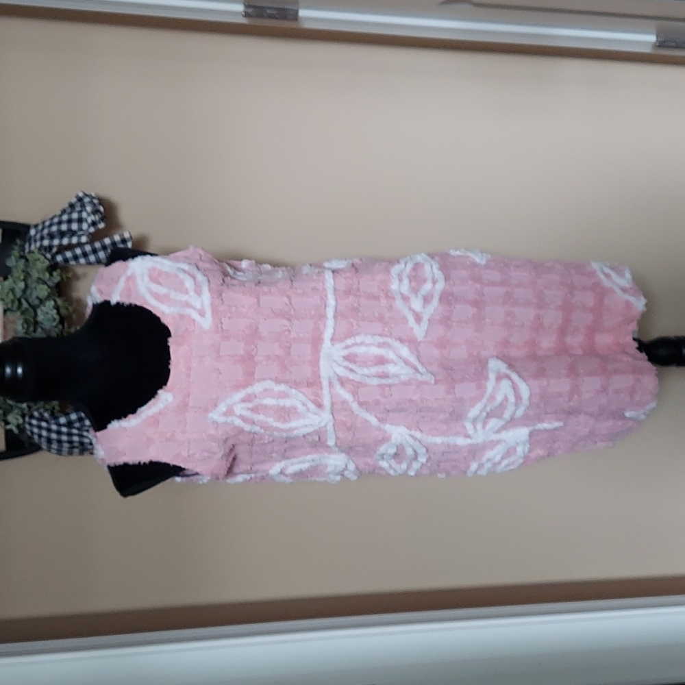 Fun boho chic pink and white dress all cotton size Medium